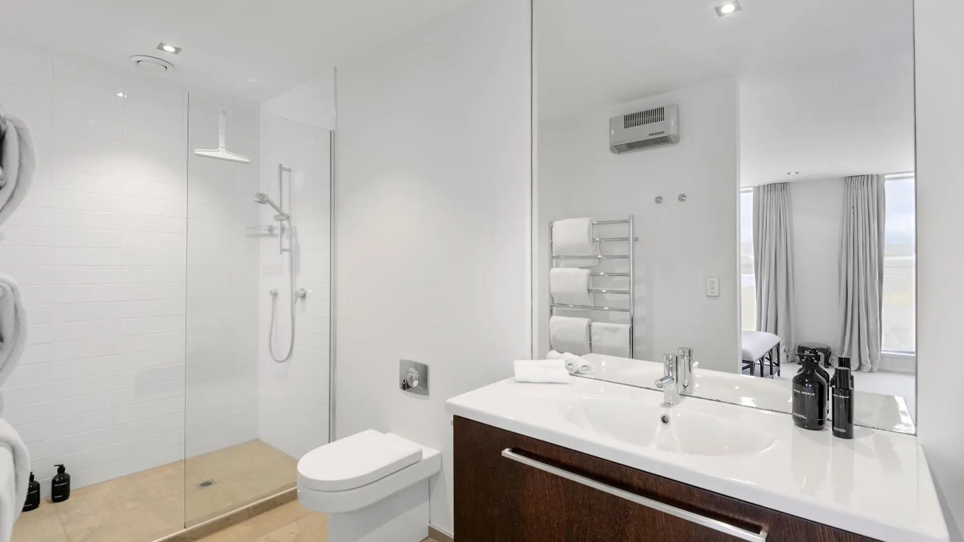 基督城Holly Road Executive Townhouse别墅 新西兰